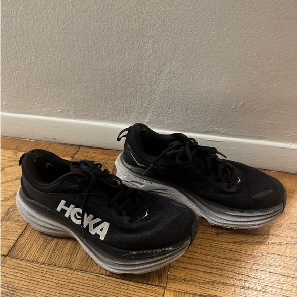 Hoka One One Bondi 8 Running Shoes Size 8 B Black Athletic Sneakers - Picture 3 of 8